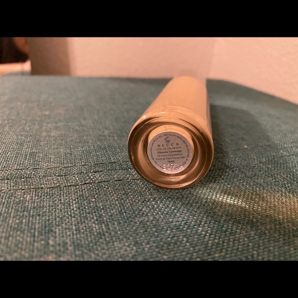 BECCA Foundation NWOT - Picture 2 of 6